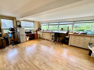 Photo 19- click for photo gallery